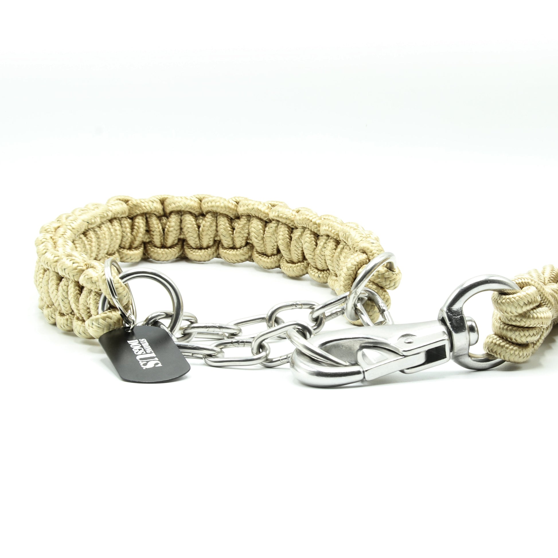 Geflochtene Power-Leash "Diamond" von Strong Dogs U.S. in Detailansicht – auffälliges Diamantmuster im Design kombiniert mit robusten Metallverbindungen.